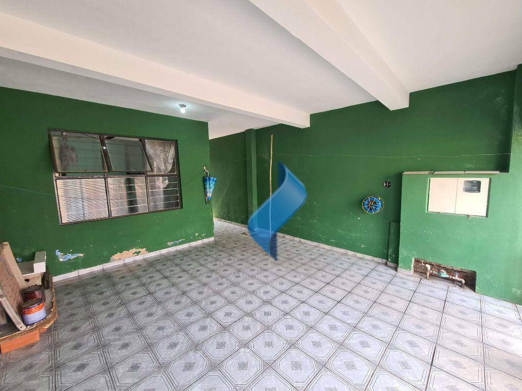 Casa à venda com 3 quartos, 167m² - Foto 2