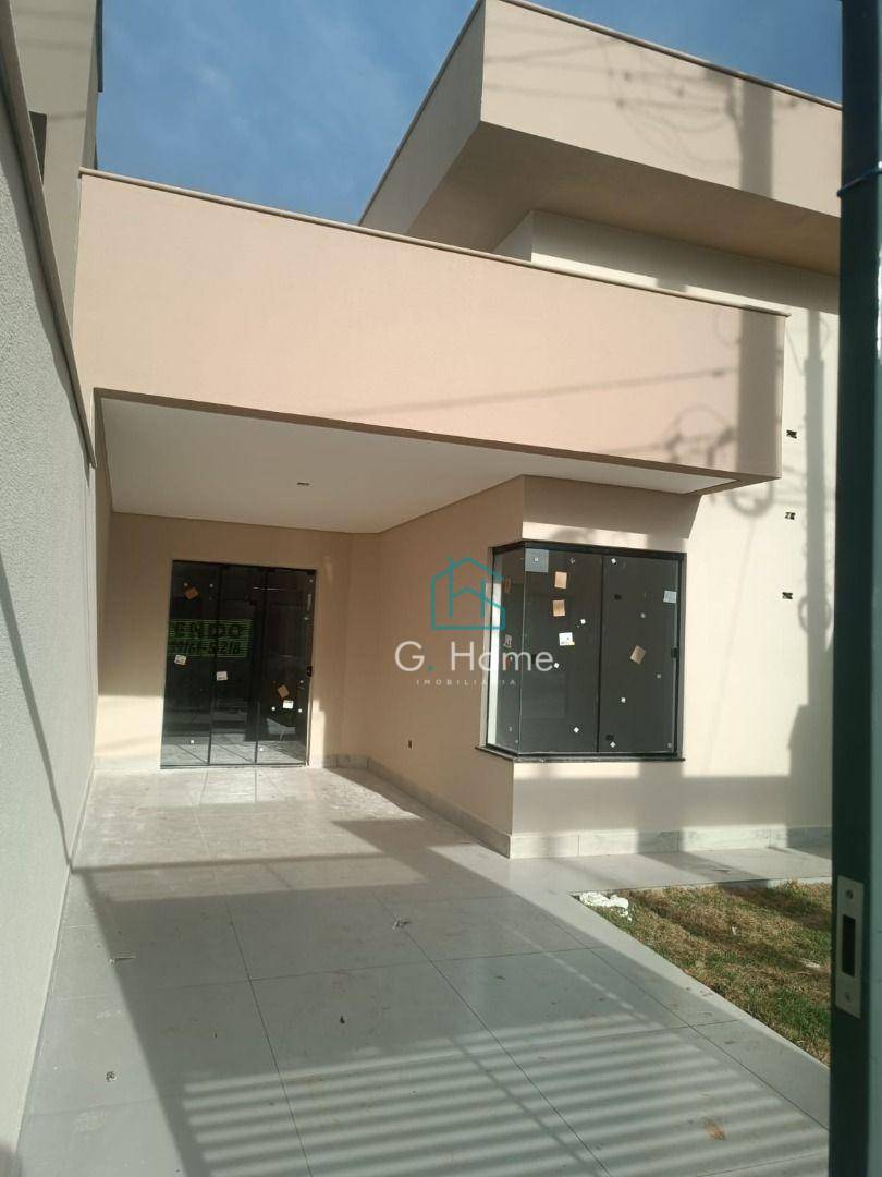 Casa à venda com 3 quartos, 85m² - Foto 1
