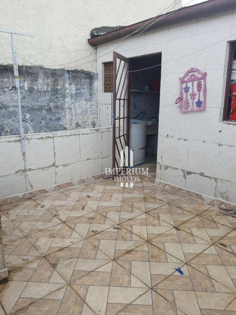 Sobrado à venda com 3 quartos, 150m² - Foto 2