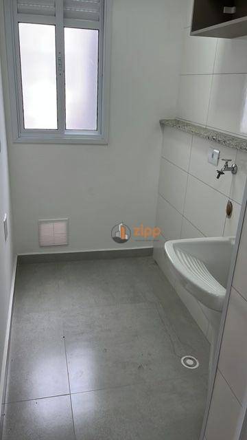 Apartamento à venda com 2 quartos, 39m² - Foto 24