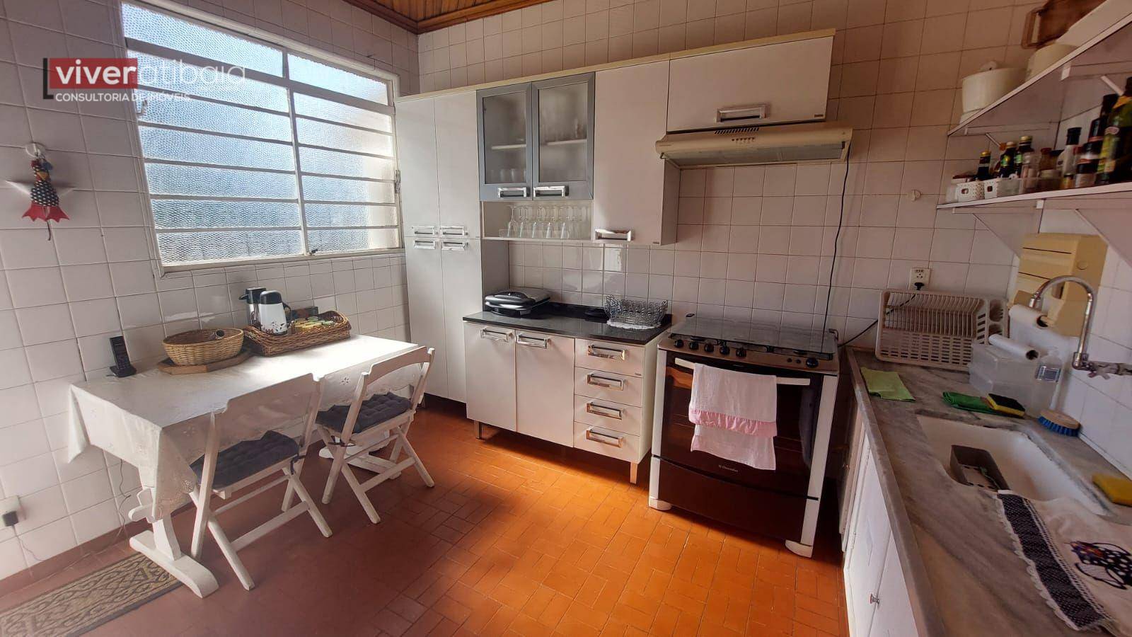 Casa à venda com 4 quartos, 250m² - Foto 56