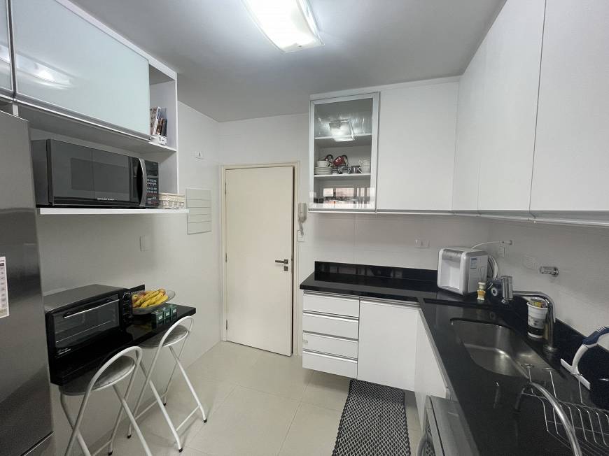 Apartamento à venda com 3 quartos, 95m² - Foto 10