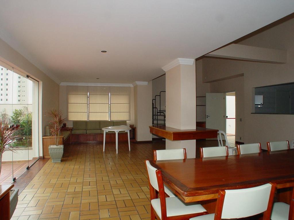 Apartamento à venda com 3 quartos, 139m² - Foto 9