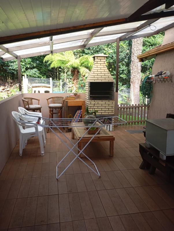 Casa à venda com 2 quartos, 56m² - Foto 4