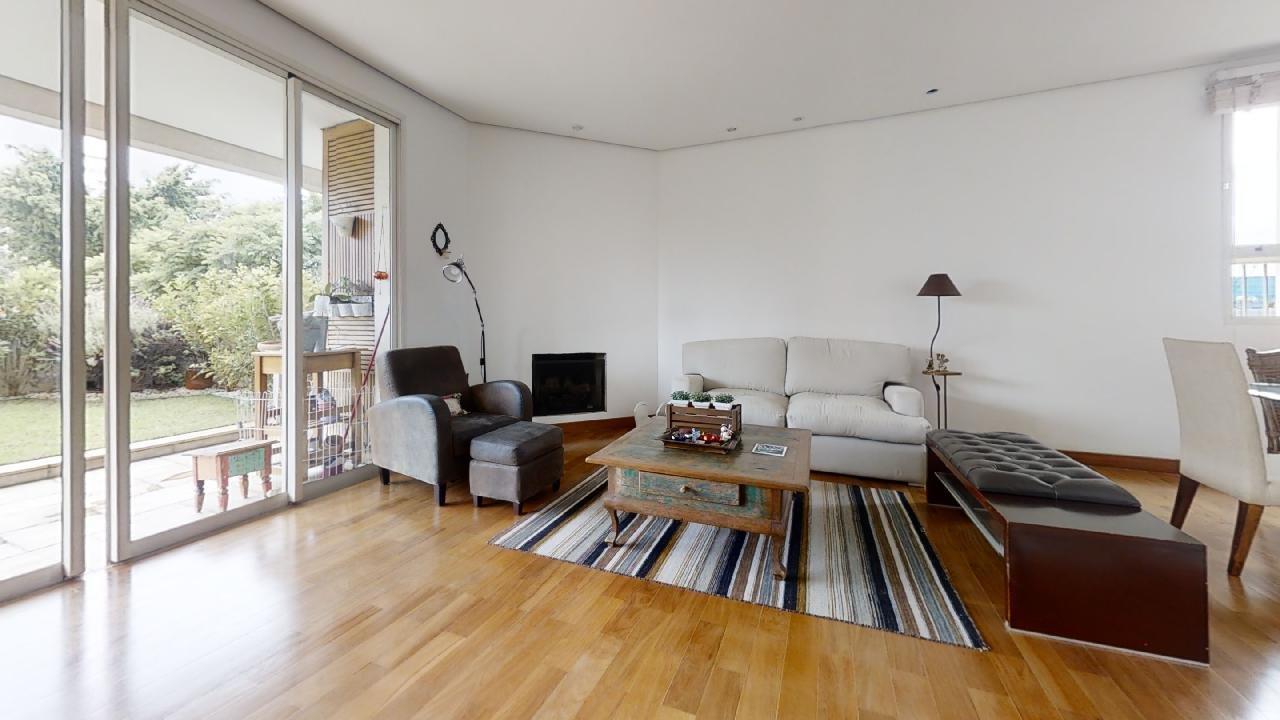 Apartamento à venda com 3 quartos, 193m² - Foto 2