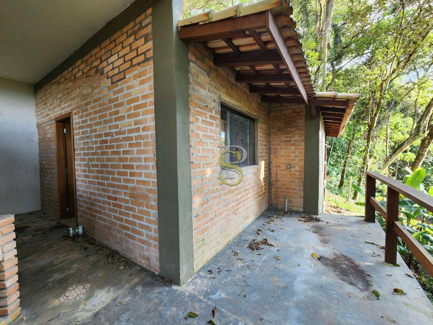 Casa à venda com 1 quarto, 120m² - Foto 8