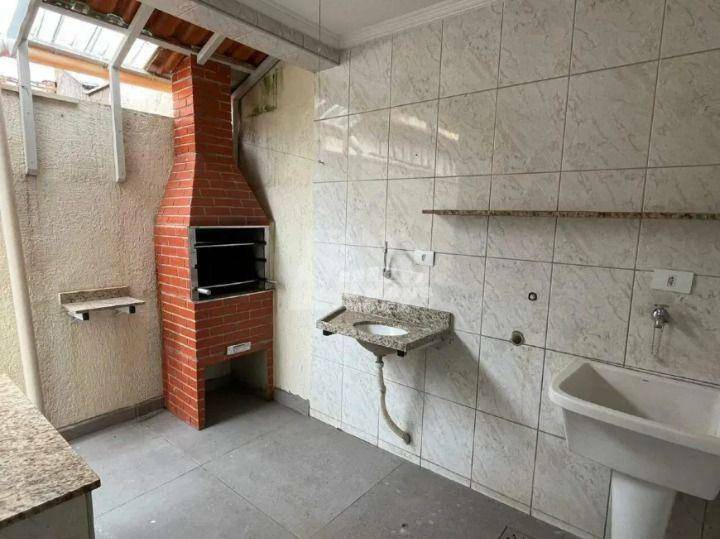 Casa para alugar com 3 quartos, 100m² - Foto 15