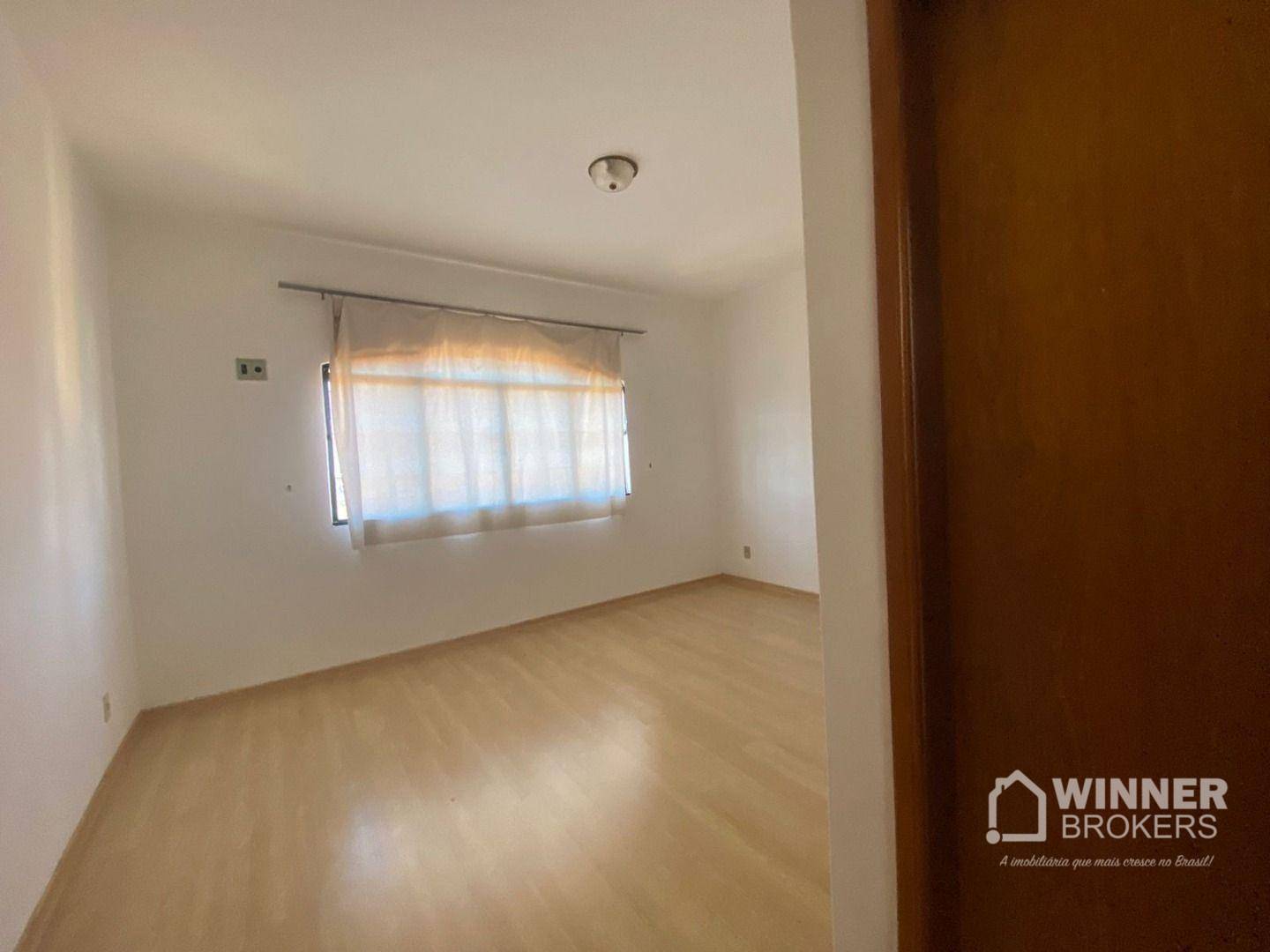 Casa à venda e aluguel com 6 quartos, 344m² - Foto 5