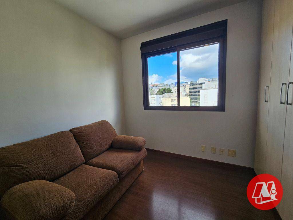 Apartamento para alugar com 3 quartos, 107m² - Foto 27