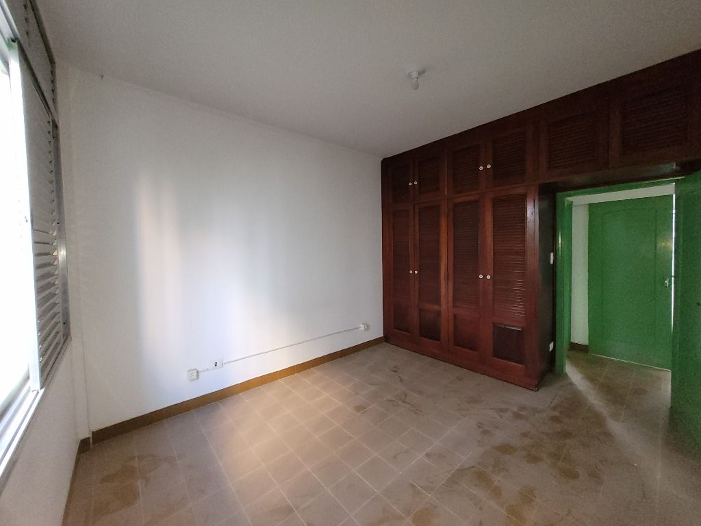 Apartamento à venda com 3 quartos, 100m² - Foto 8