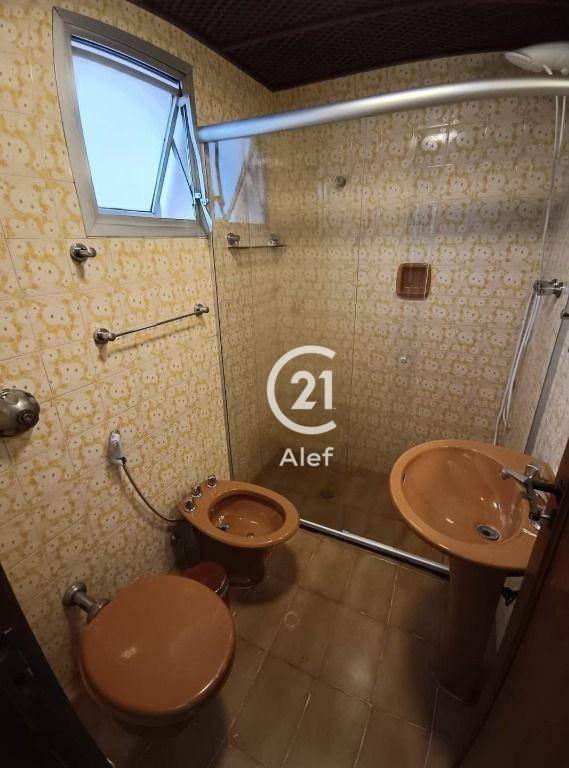 Apartamento à venda com 2 quartos, 80m² - Foto 13