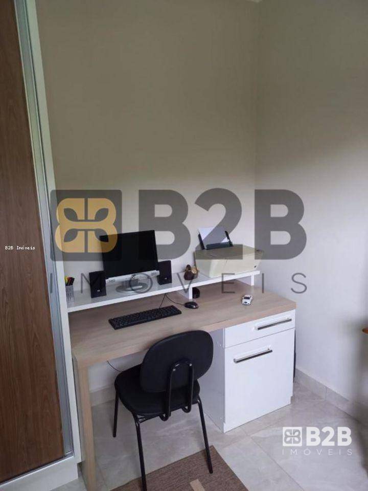 Casa à venda com 3 quartos, 150m² - Foto 32