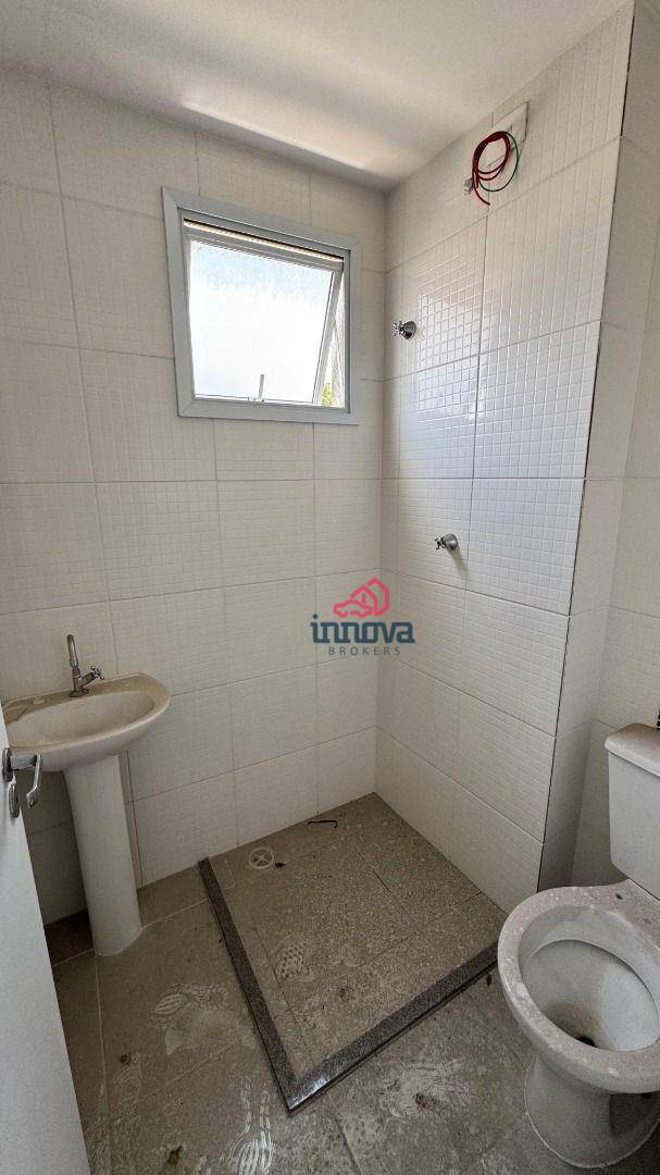 Apartamento à venda com 2 quartos, 43m² - Foto 3