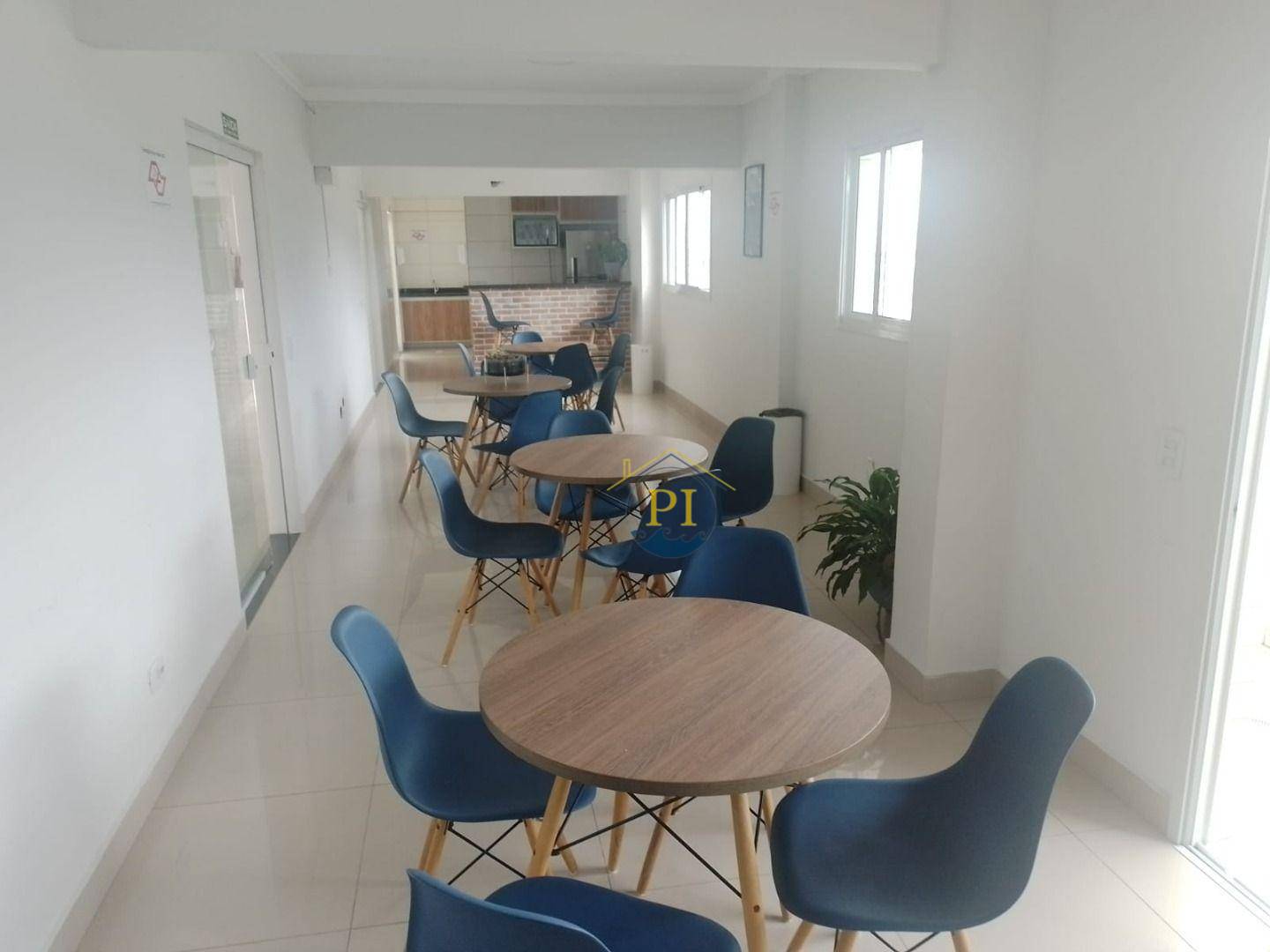 Apartamento à venda com 2 quartos, 65m² - Foto 28