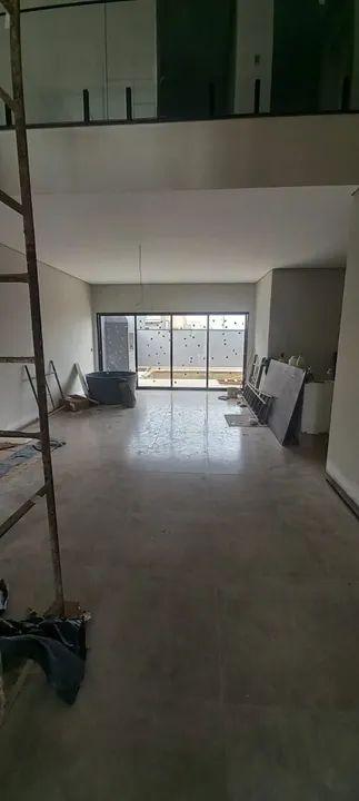 Sobrado à venda com 3 quartos, 200m² - Foto 2