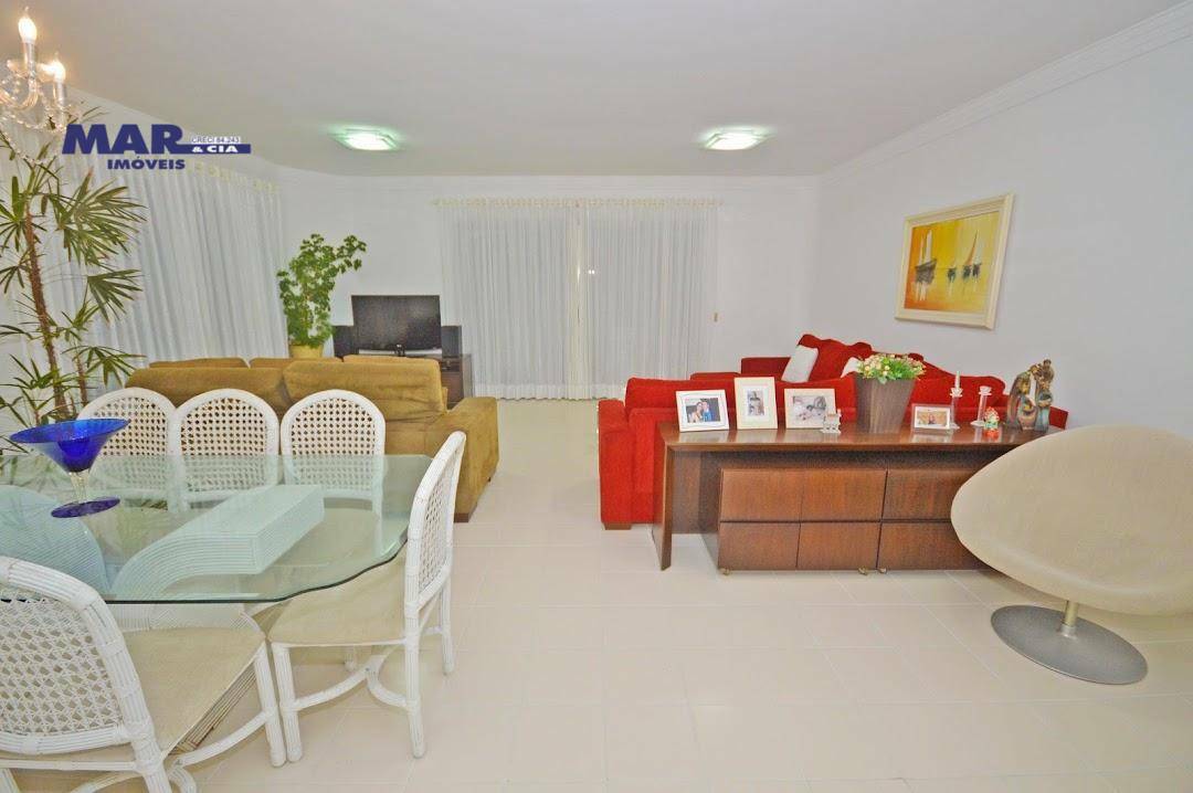 Apartamento à venda com 4 quartos, 205m² - Foto 2