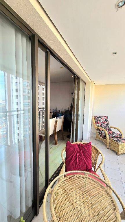 Apartamento à venda com 3 quartos, 100m² - Foto 9