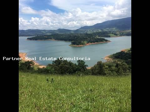 Casa à venda com 8 quartos, 132614m² - Foto 32