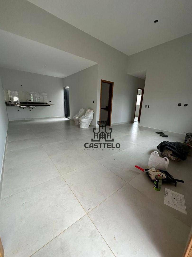 Casa à venda com 2 quartos, 75m² - Foto 5