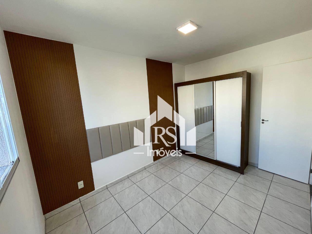 Apartamento à venda com 2 quartos, 60m² - Foto 2