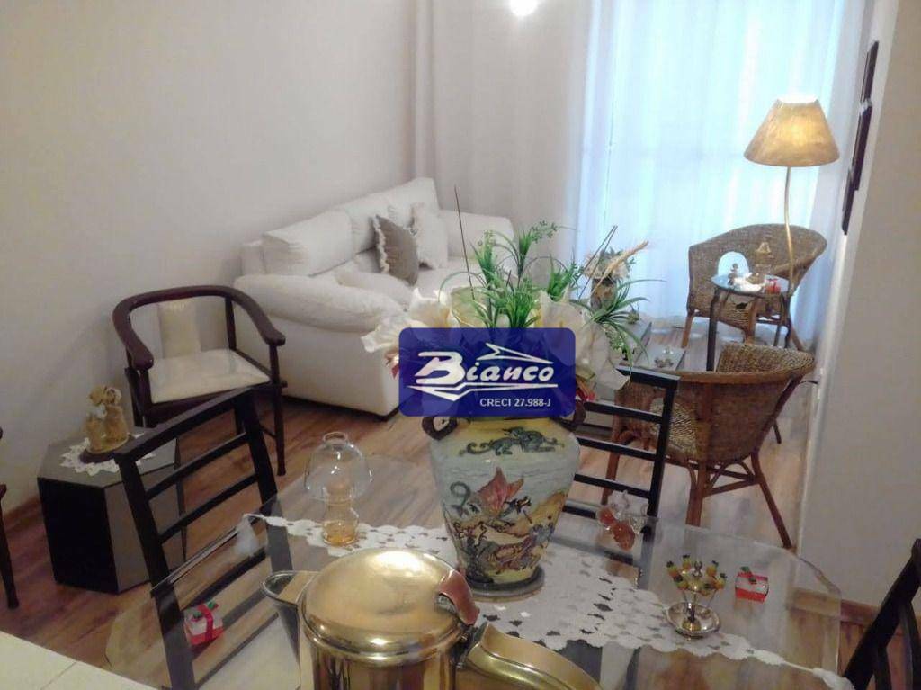 Apartamento à venda com 3 quartos, 80m² - Foto 17