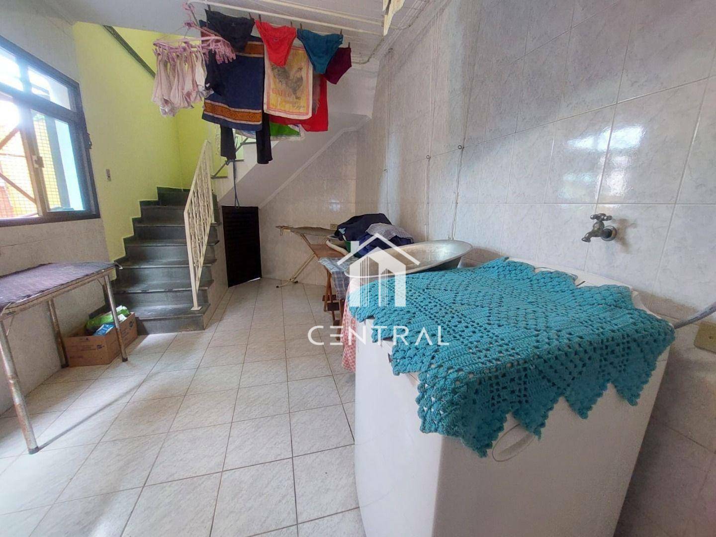 Sobrado à venda com 3 quartos, 310m² - Foto 5