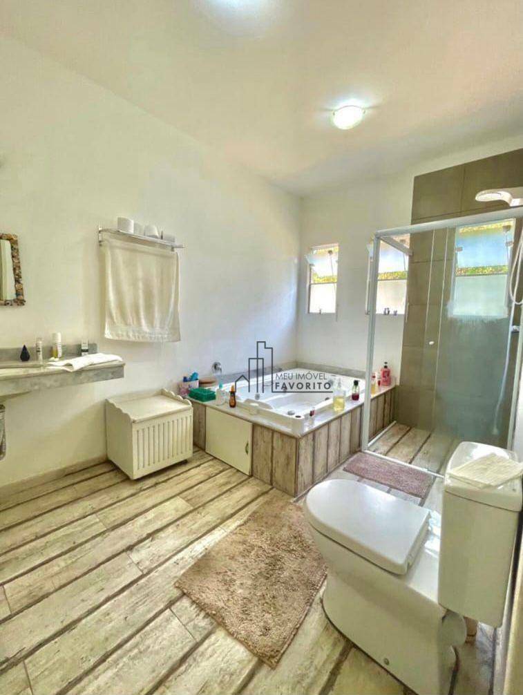 Casa à venda com 3 quartos, 380m² - Foto 4