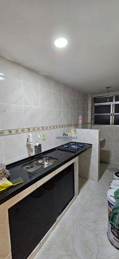 Apartamento à venda com 2 quartos, 60m² - Foto 4