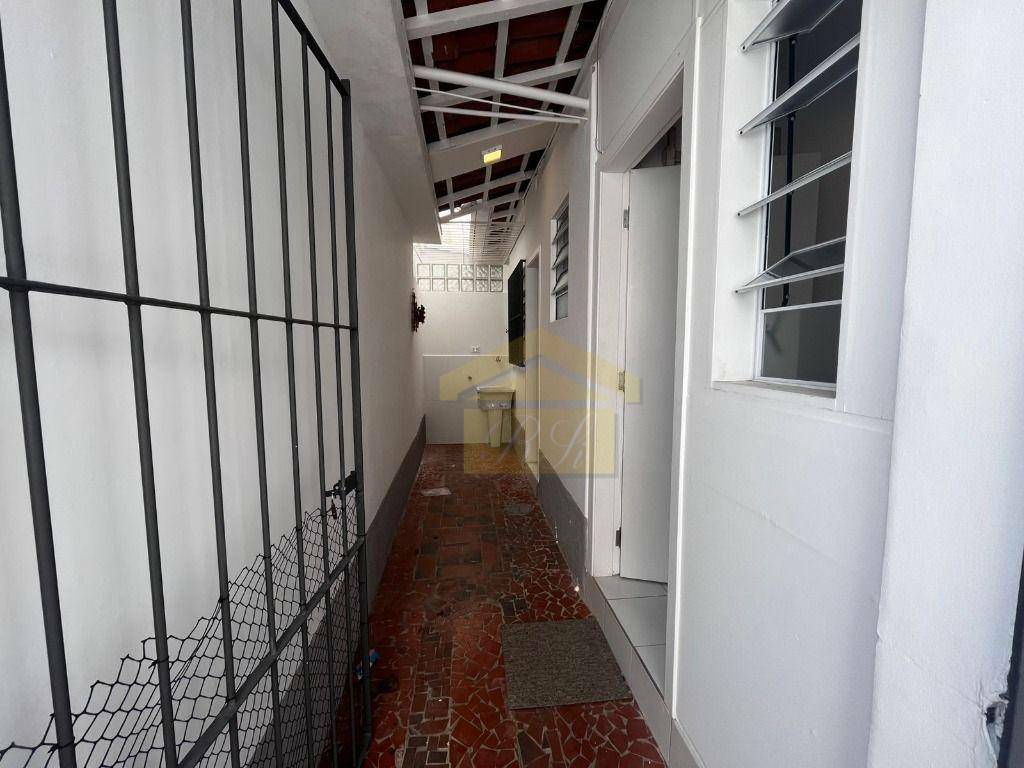 Casa para alugar com 3 quartos, 120m² - Foto 26