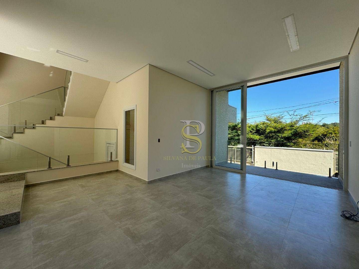 Casa à venda com 4 quartos, 300m² - Foto 8