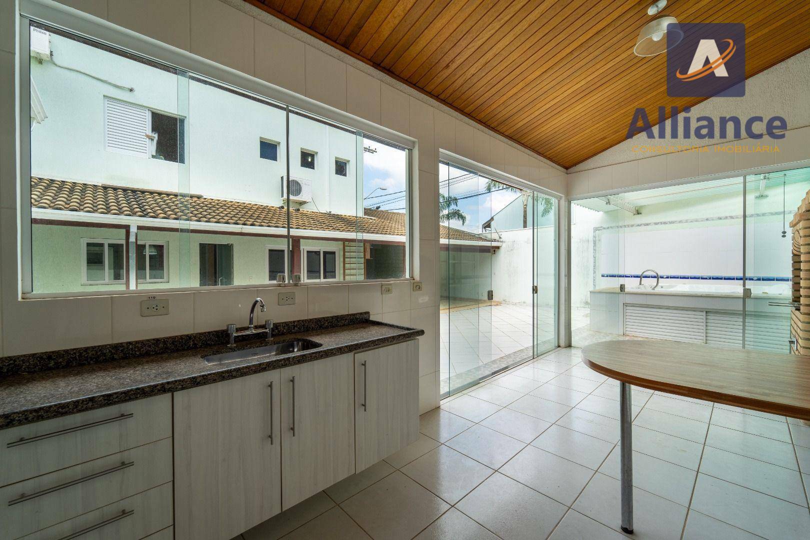 Casa de Condomínio à venda com 4 quartos, 311m² - Foto 13