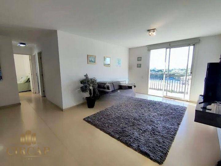 Apartamento à venda com 3 quartos, 107m² - Foto 2