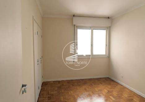 Apartamento à venda com 4 quartos, 228m² - Foto 8