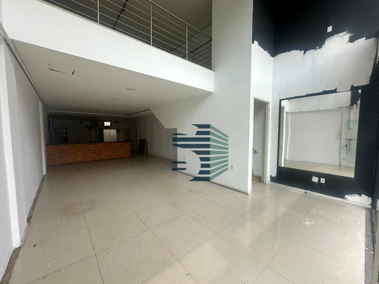 Loja-Salão, 207 m² - Foto 2