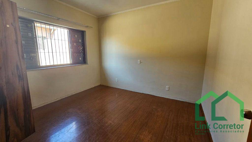 Casa à venda com 3 quartos, 326m² - Foto 23