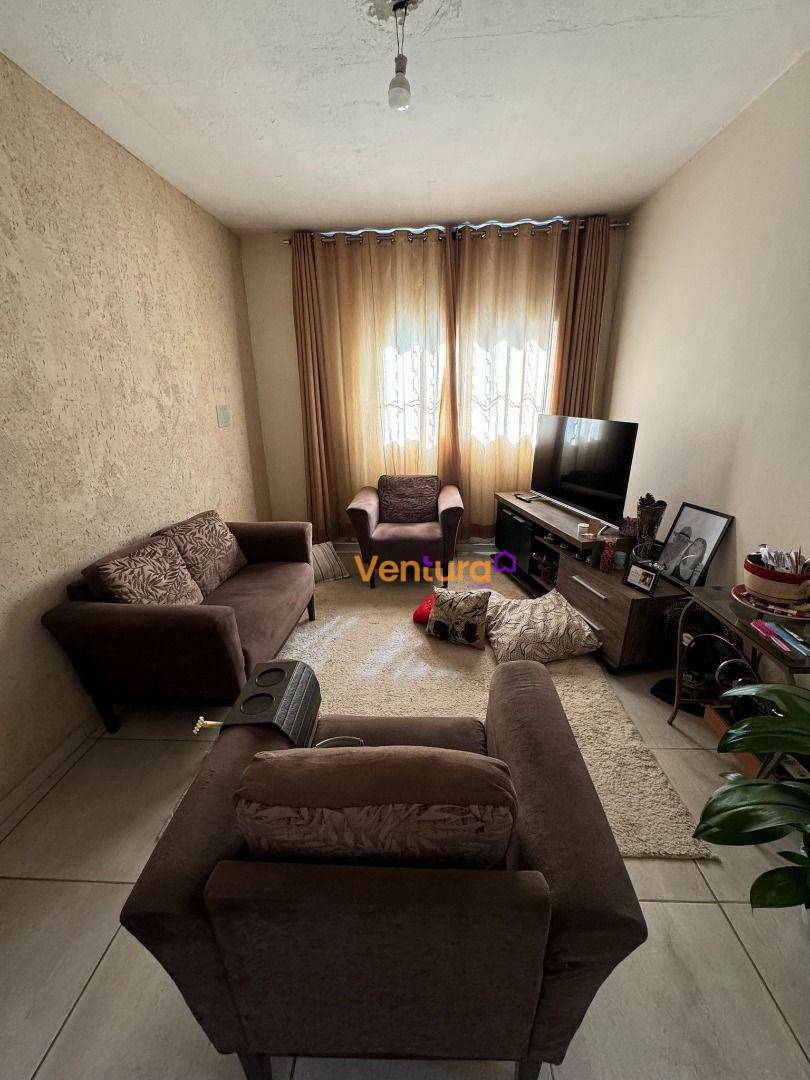 Casa à venda com 2 quartos, 100m² - Foto 14