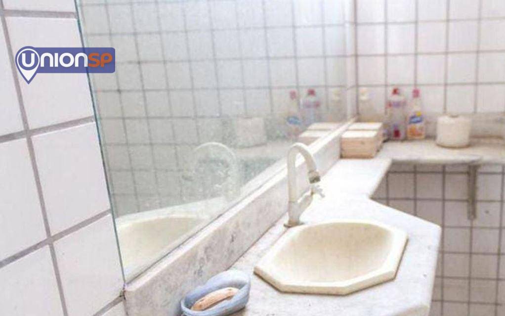 Apartamento à venda com 2 quartos, 70m² - Foto 4