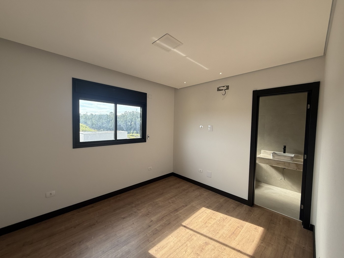 Casa à venda com 3 quartos, 215m² - Foto 23