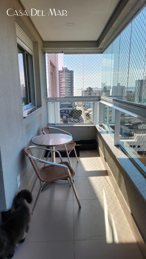 Apartamento à venda com 3 quartos, 97m² - Foto 2