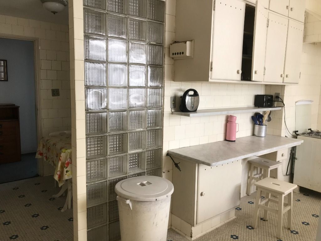 Apartamento à venda com 4 quartos, 220m² - Foto 17