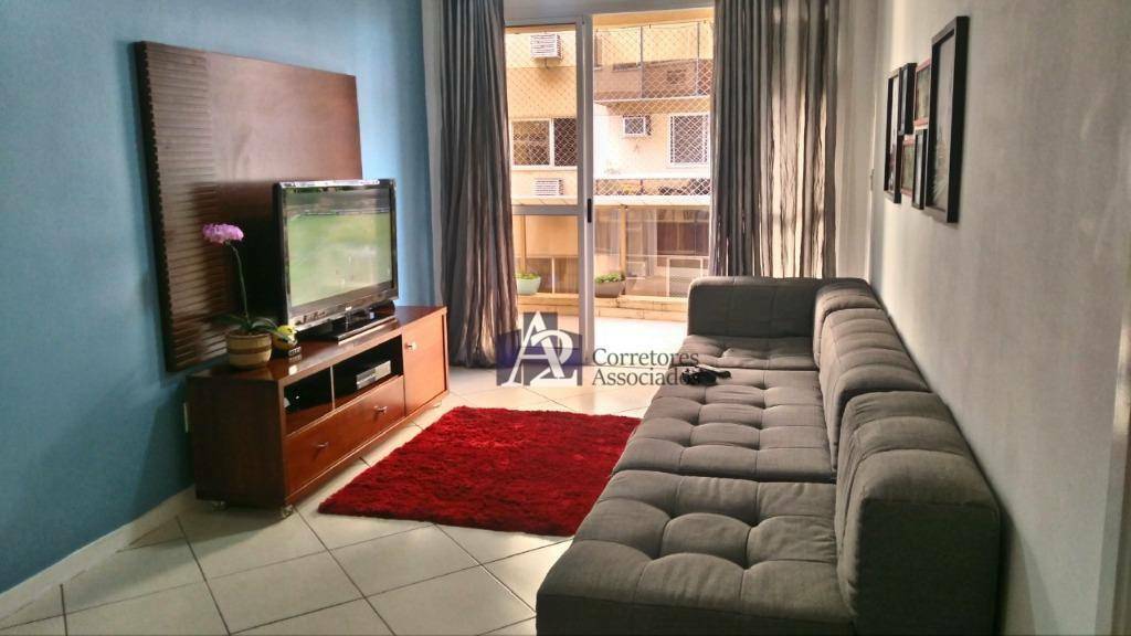 Apartamento à venda com 2 quartos, 79m² - Foto 6