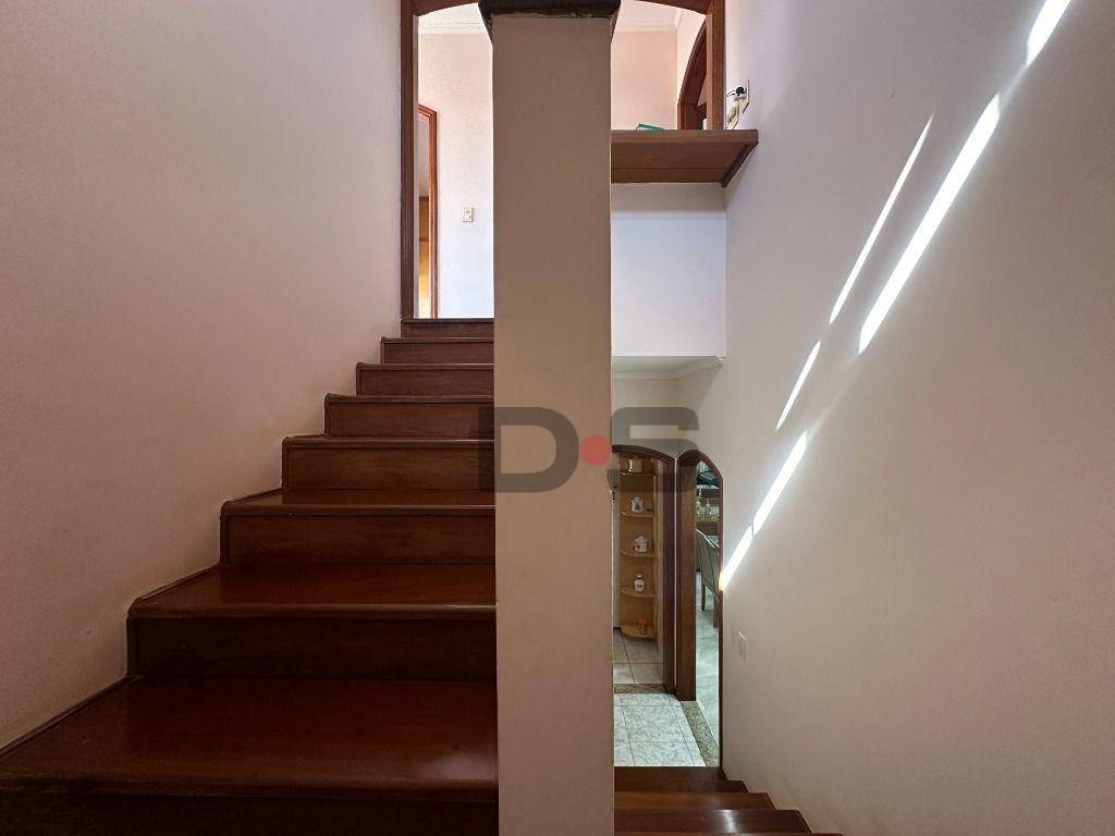 Sobrado à venda com 4 quartos, 181m² - Foto 9