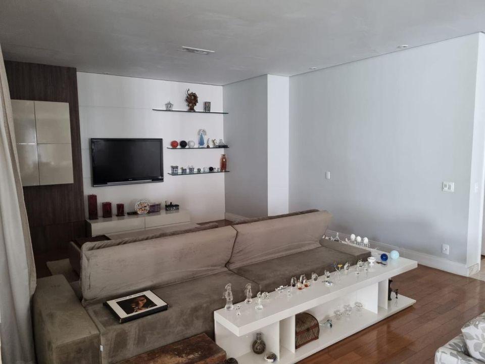 Apartamento à venda com 3 quartos, 322m² - Foto 4