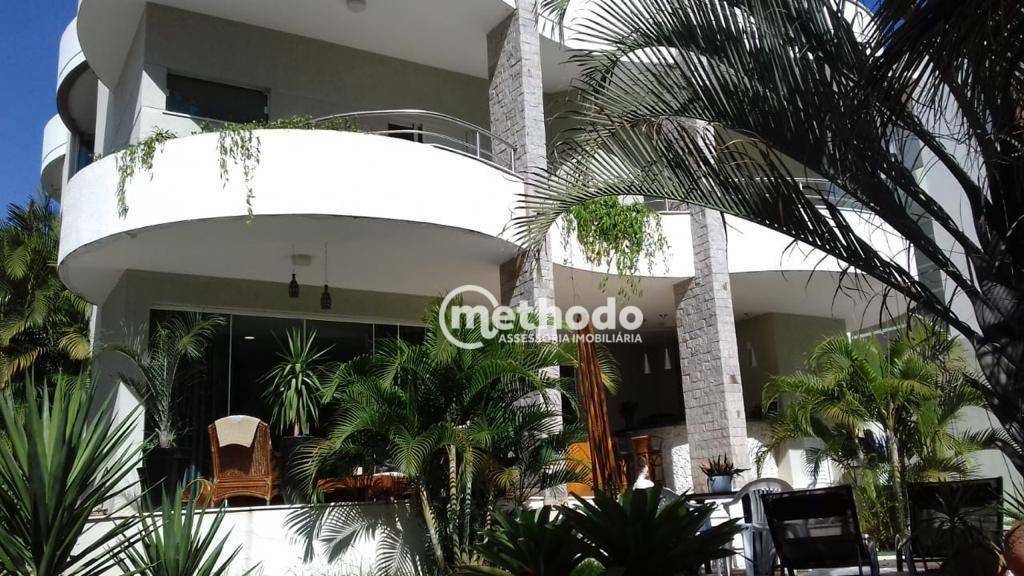 Casa de Condomínio à venda com 4 quartos, 350m² - Foto 1