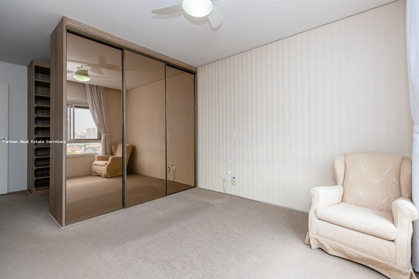 Apartamento à venda com 3 quartos, 175m² - Foto 13