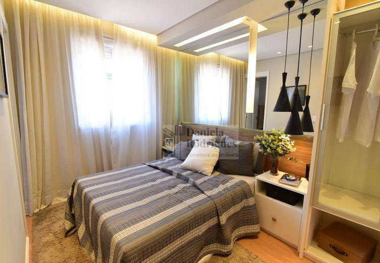 Apartamento à venda com 2 quartos, 59m² - Foto 4