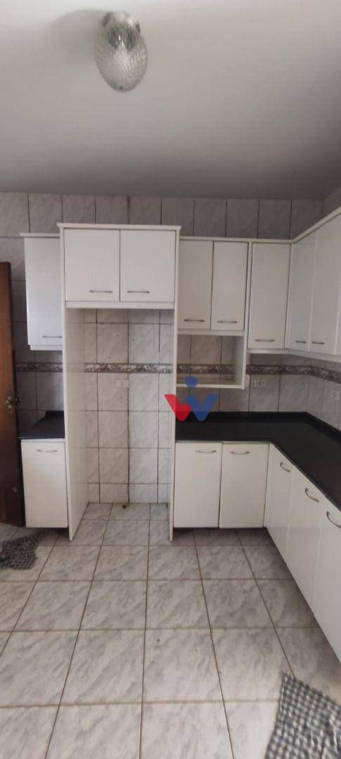 Casa à venda com 3 quartos, 101m² - Foto 8