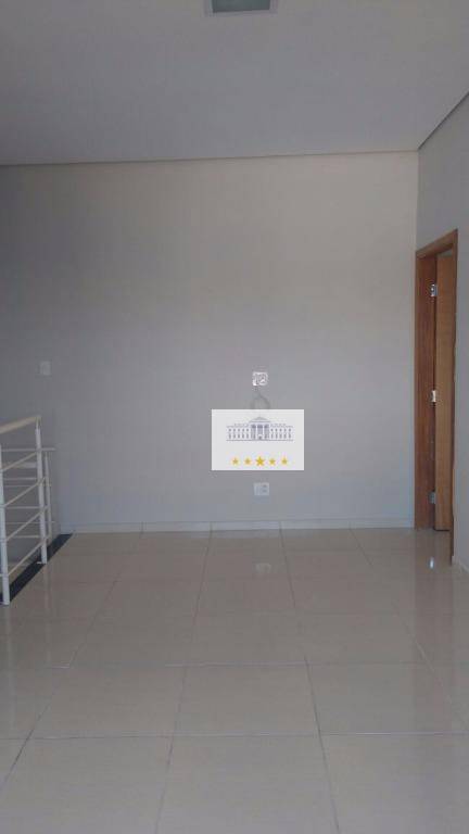 Casa à venda com 3 quartos, 106m² - Foto 12