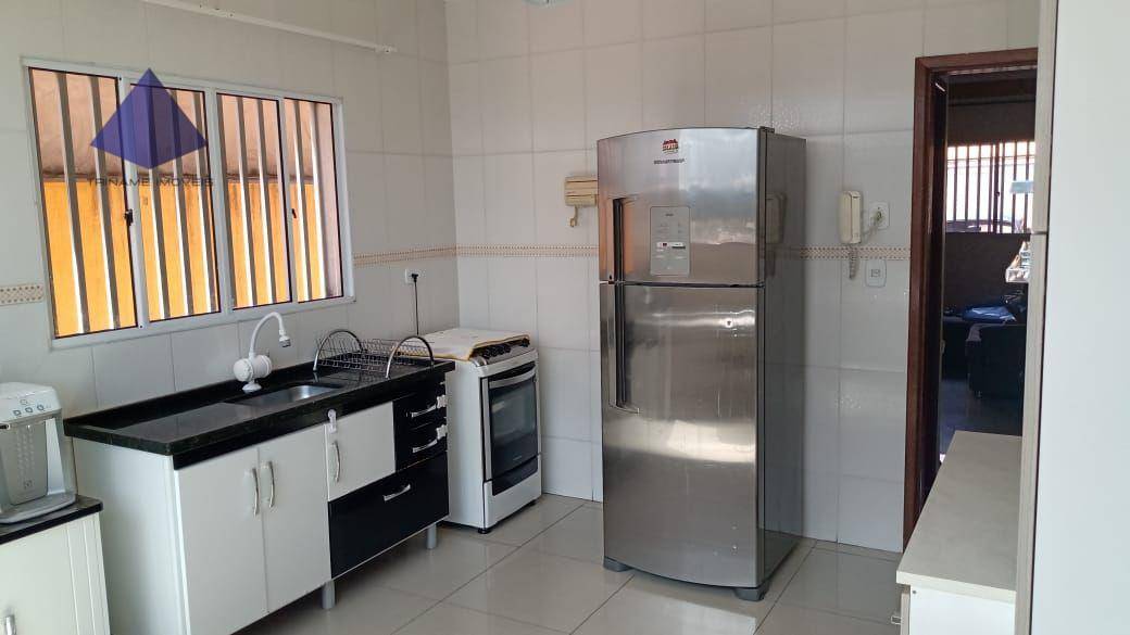 Sobrado à venda com 2 quartos, 138m² - Foto 2