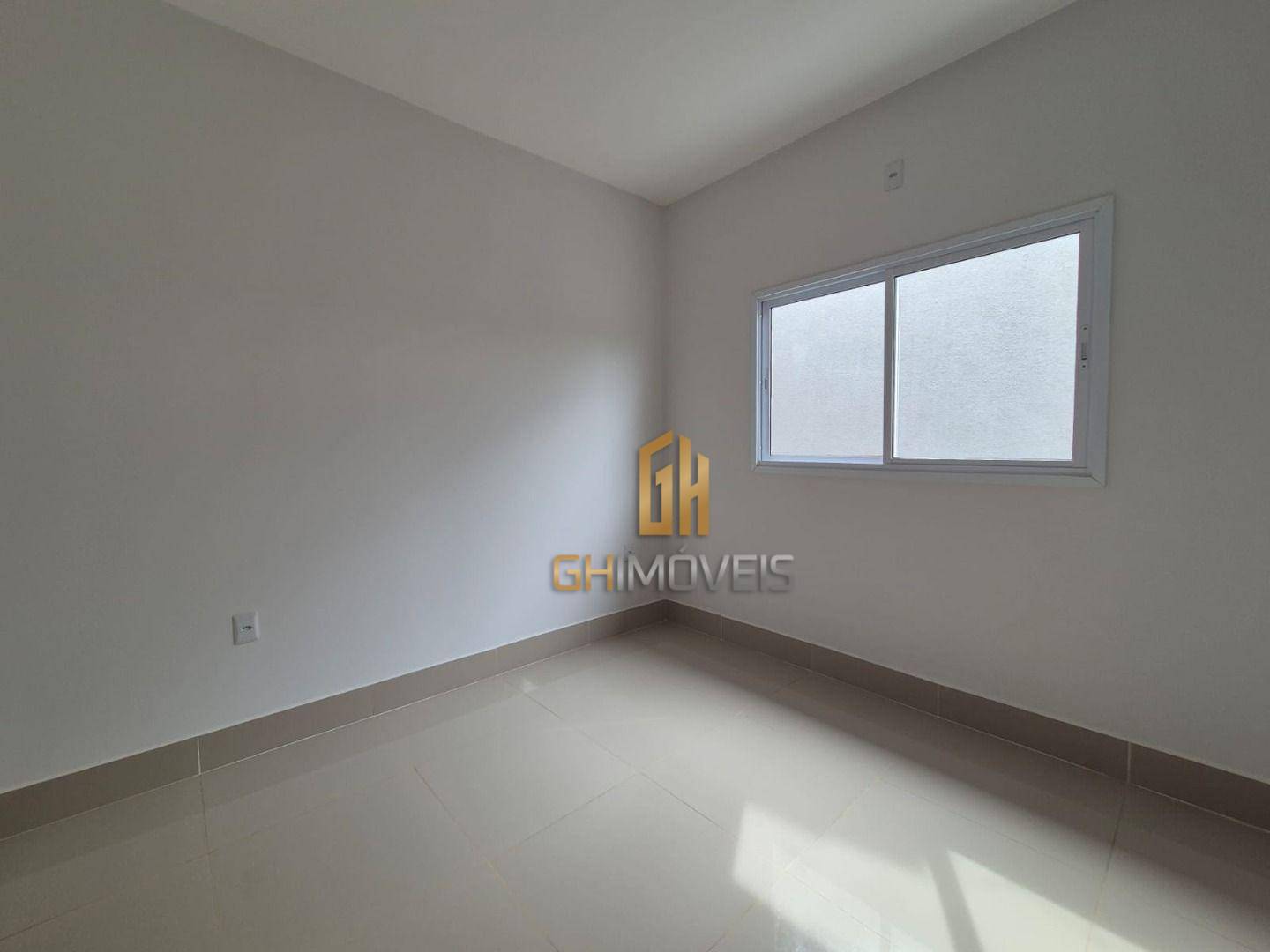 Casa à venda com 3 quartos, 107m² - Foto 9